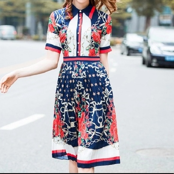 Dresses & Skirts - Runway High Fashion Floral Designer Dress SZ S